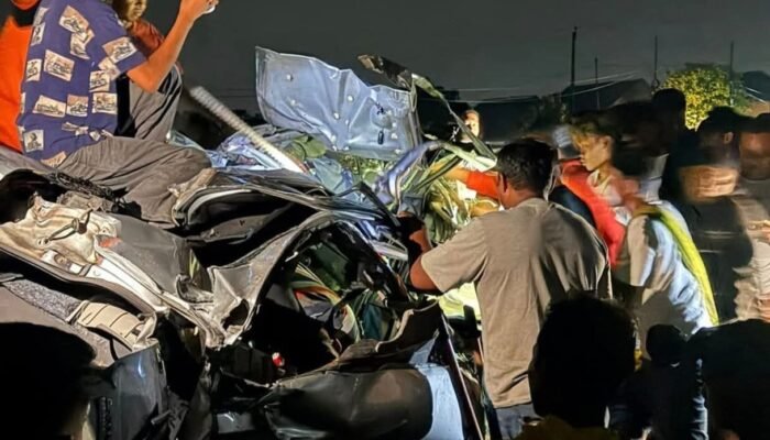 Tertabrak Kereta Api, Tiga Warga Jepara Meninggal di Tempat