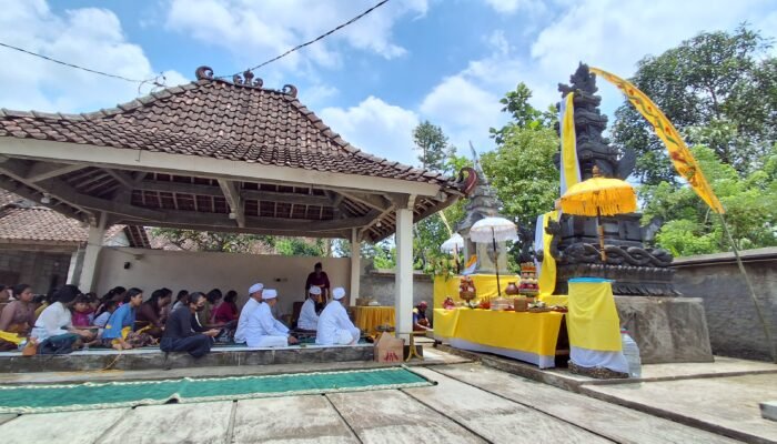 Jelang Nyepi Ratusan Umat Hindu Jepara Gelar Upacara Mecaru