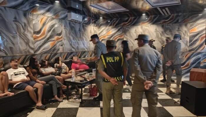 Nekat Buka di Bulan Ramadhan, Tempat Karaoke di Jepara Digrebek Satpol PP
