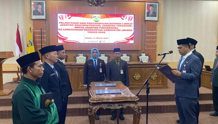 Bupati Jepara Lantik 57 Pejabat Sturktural dan Fungsional