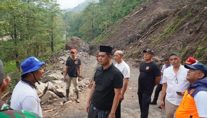 Pembukaan Jalur Baru Desa Tempur Ditarget Rampung Empat Pekan 
