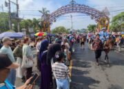 Hari Jadi Jepara ke 477 Ribuan Warga hingga Bule Meriahkan Kirab Buka Luwur Ratu Kalinyamat