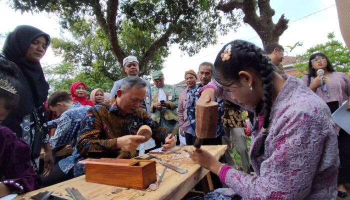 Wamen HAM Mugiyanto Sipin: Peringatan Hari Kartini Harus Melampaui Seremonial