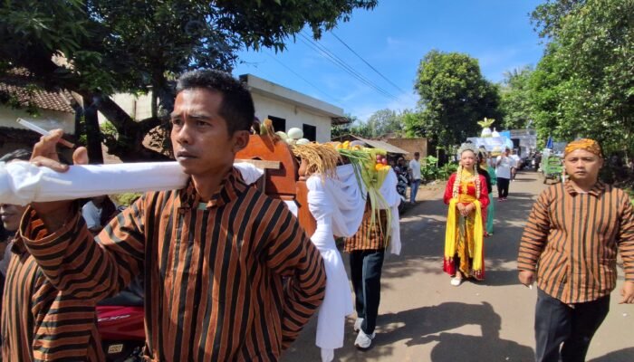Festival Tradisi Jondang Jepara Meriah, Warga Antusias Saksikan Kirab Budaya
