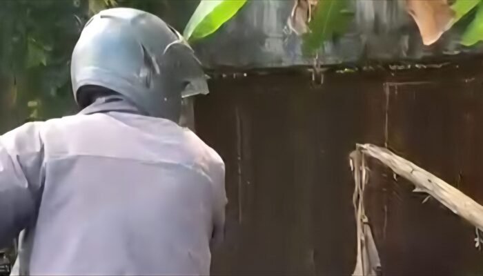 Viral, Aksi Pria Pegang Alat Vital di Jalan Jepara – Demak