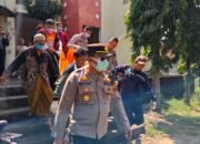 Geger! Warga Desa Semat Temukan Mayat Pria Membusuk