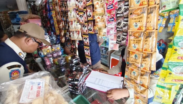 210 Bungkus Rokok Ilegal Disita, Peredaran Bergeser ke Malam Hari