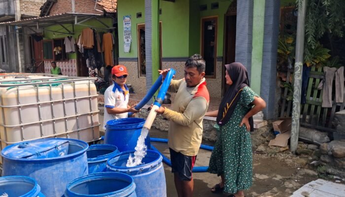 Kekeringan Datang Lebih Awal, BPBD Jepara Dropping Air Bersih ke Kedungmalang