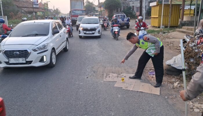 Seorang Pengendara Motor Tewas Terlindas Truk Kontainer di Pecangaan Jepara
