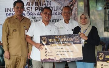 850 Kartu Mebel Jepara Sudah Dibagikan, Pekerja Dapat Akses BPJS hingga Bantuan Pendidikan