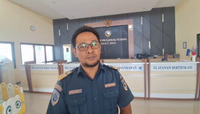 Kapal Tongkang Pengangkut Batu Bara di Perairan Jepara Berhasil Diapungkan, KLH Akan Survei Dampak Tumpahan